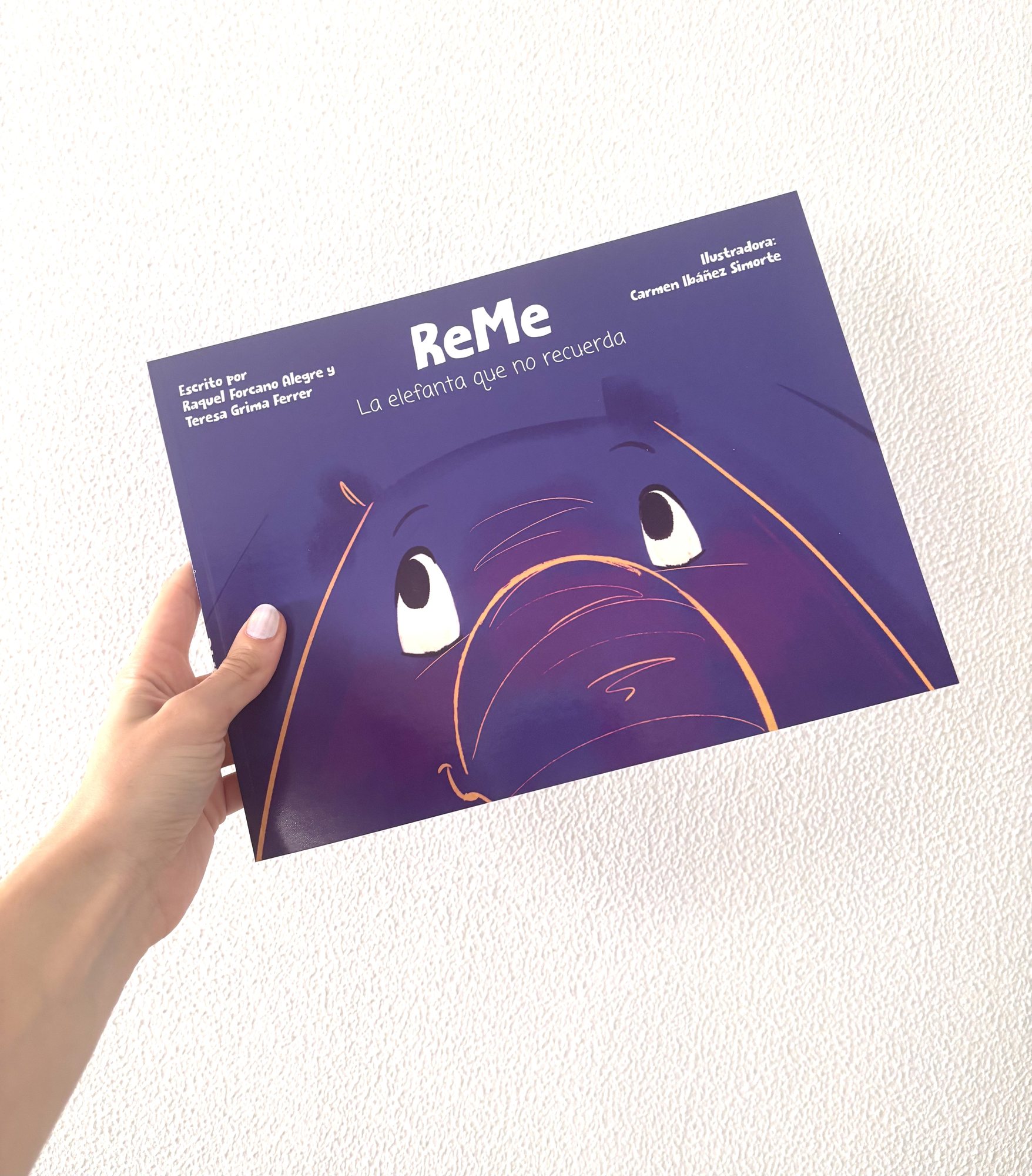 Portada ilustrada del cuento ReMe, la elefanta que no recuerda